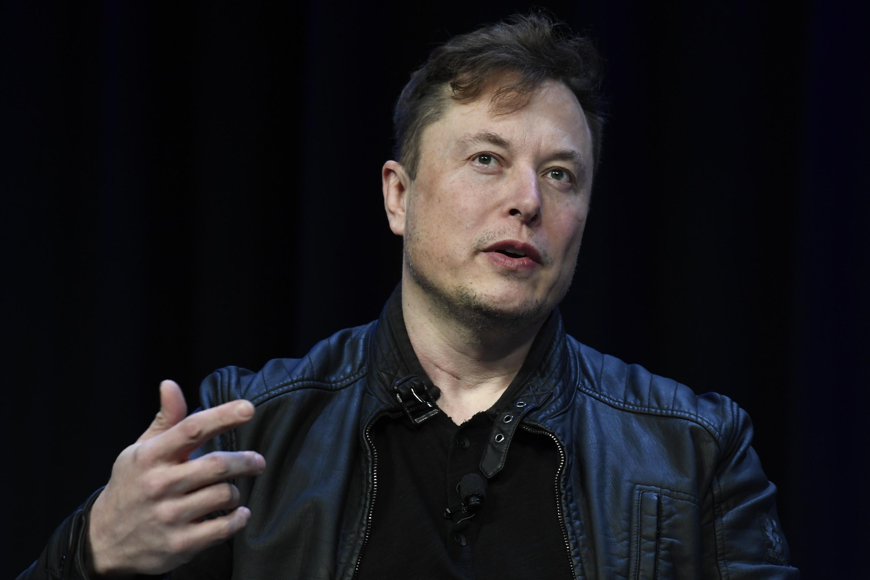 https://salarnews.in/public/uploads/images/newsimages/maannewsimage05062025_115935_Elon Musk.jpeg